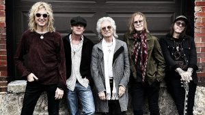 „Close Enemies“ (Tom Hamilton von Aerosmith) enthüllen Debütsingle